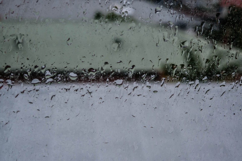 13/365: Window on the rain